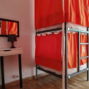 Habitación para Mujeres Compartida